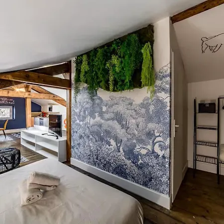 La Maison D'or Guest house